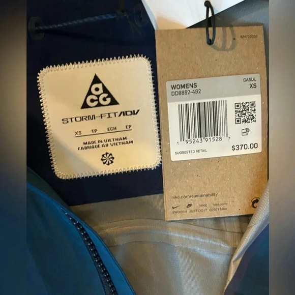 Nike ACG Gore-Tex Storm-FIT USA Olympic Chain of Craters Women’s Size XS… - Picture 5 of 7